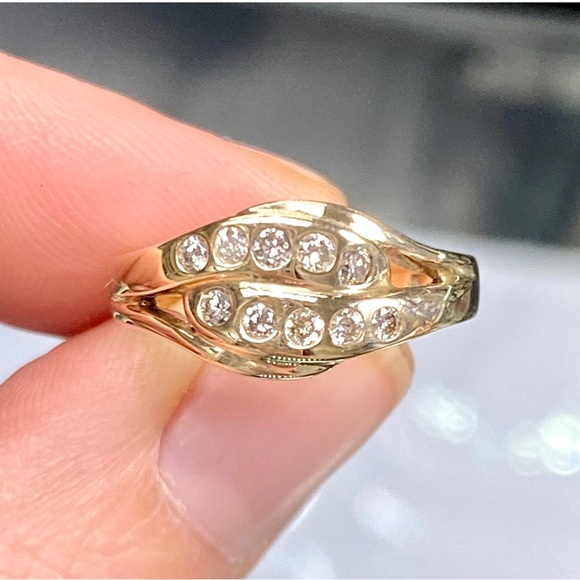 10k Yellow Gold 0.75 Carat Diamond Swirl Dome Band Ring - Picture 7 of 12